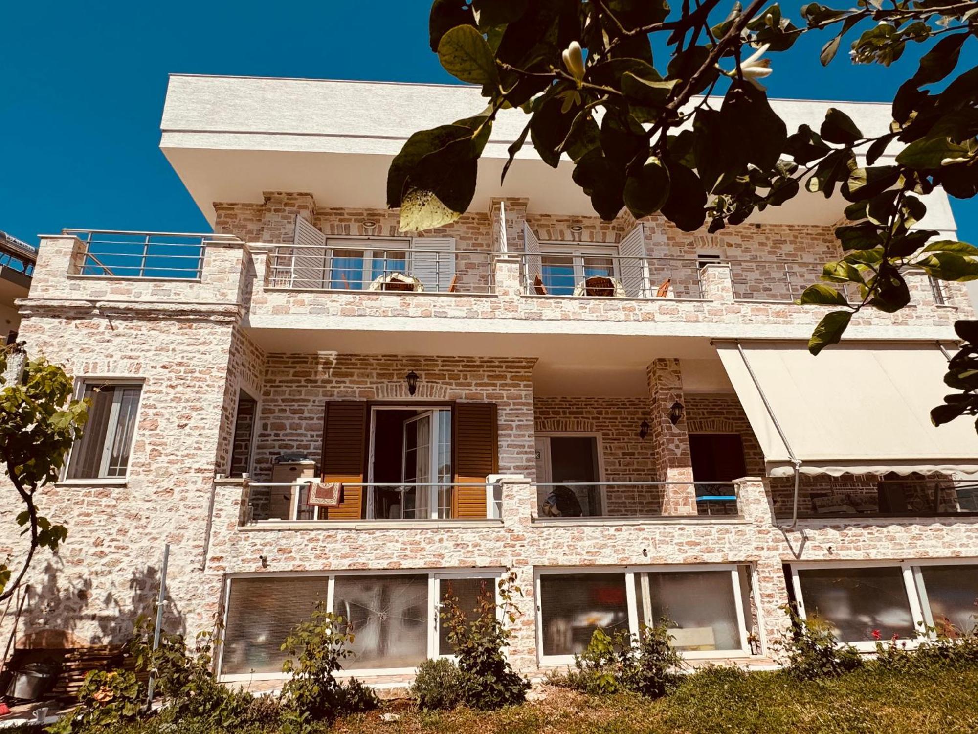 Orfeu Apartments Ксамил Екстериор снимка