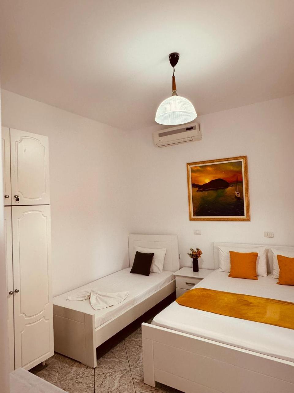 Orfeu Apartments Ксамил Екстериор снимка