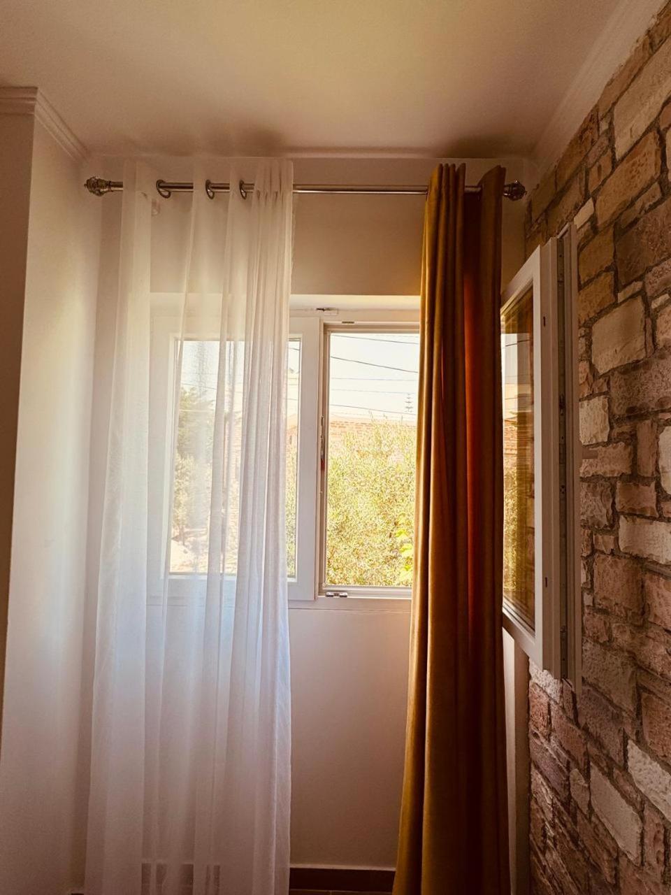 Orfeu Apartments Ксамил Екстериор снимка