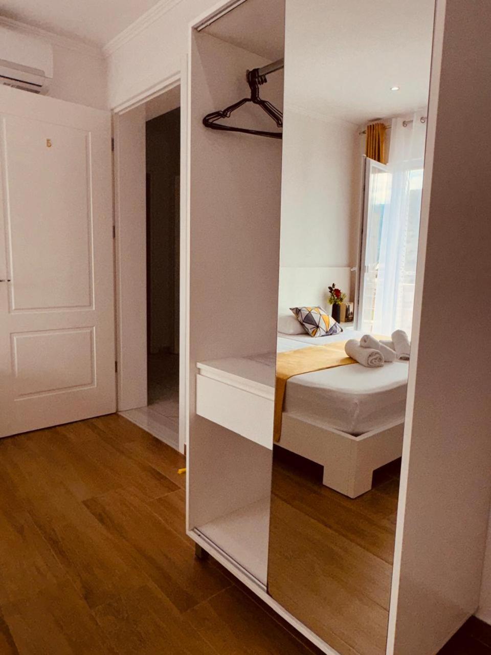 Orfeu Apartments Ксамил Екстериор снимка