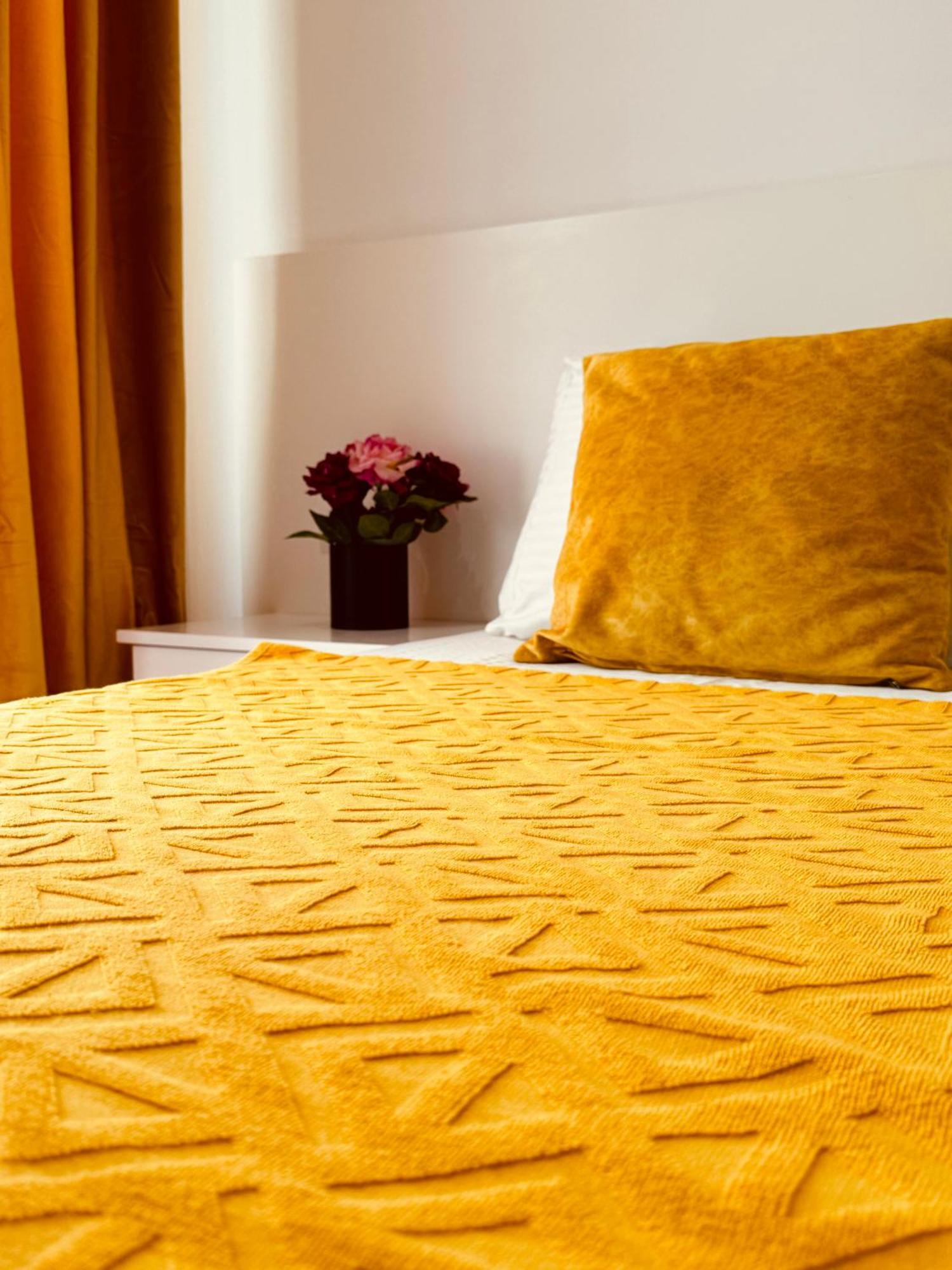 Orfeu Apartments Ксамил Екстериор снимка