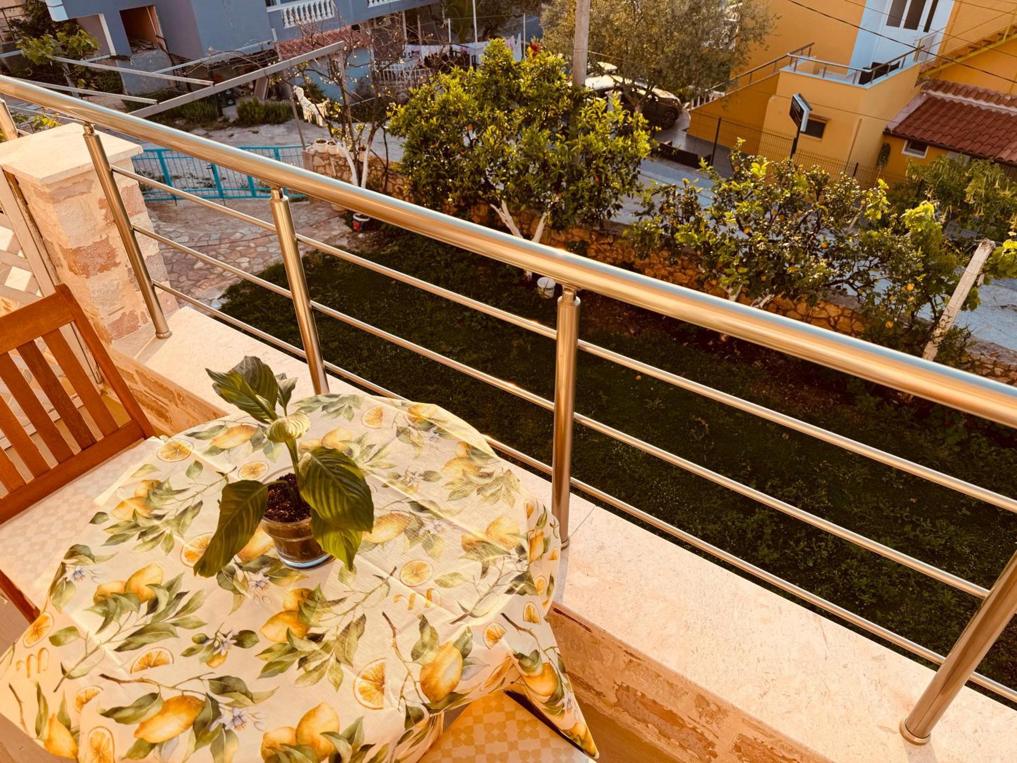 Orfeu Apartments Ксамил Екстериор снимка