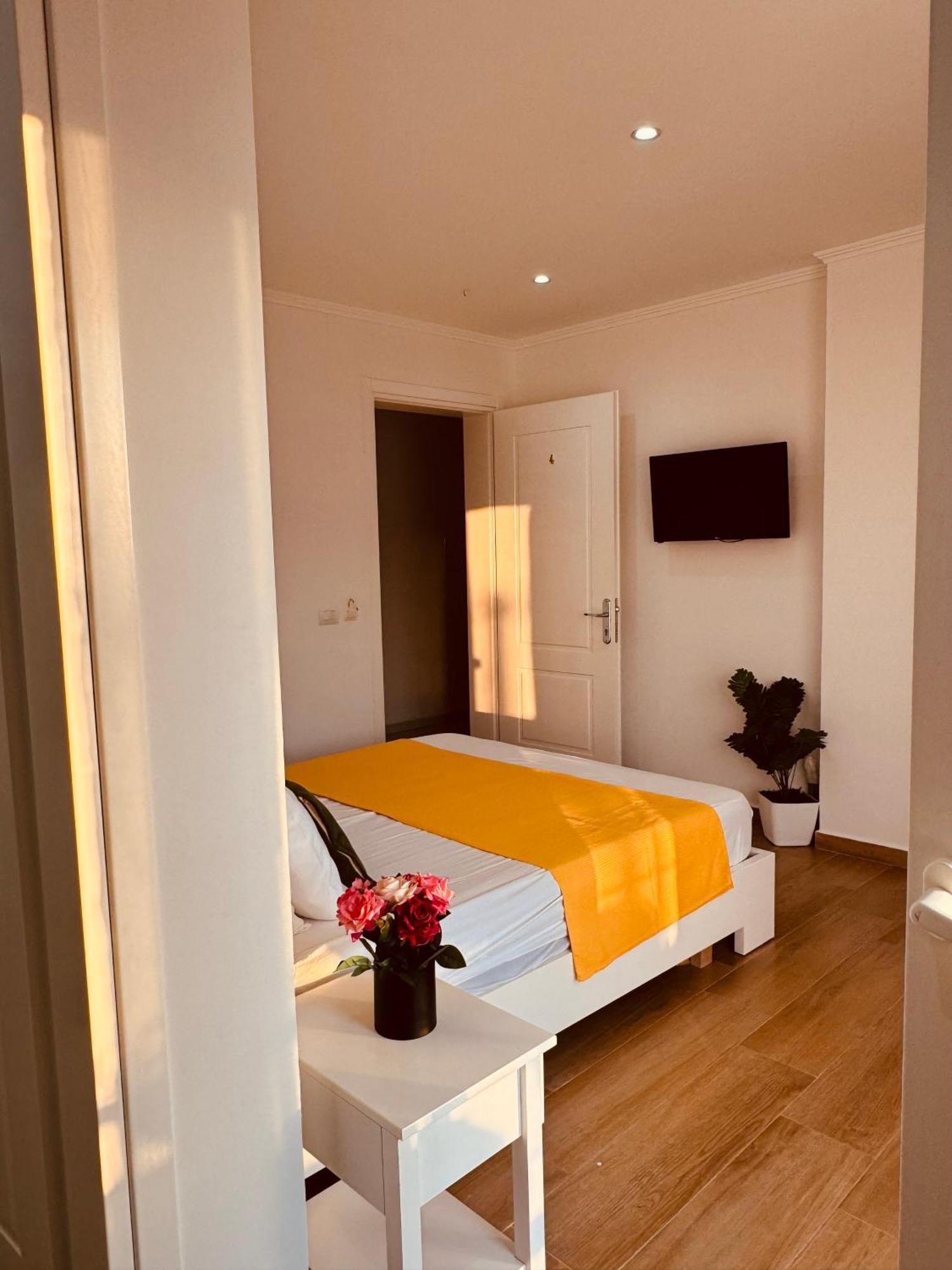 Orfeu Apartments Ксамил Екстериор снимка