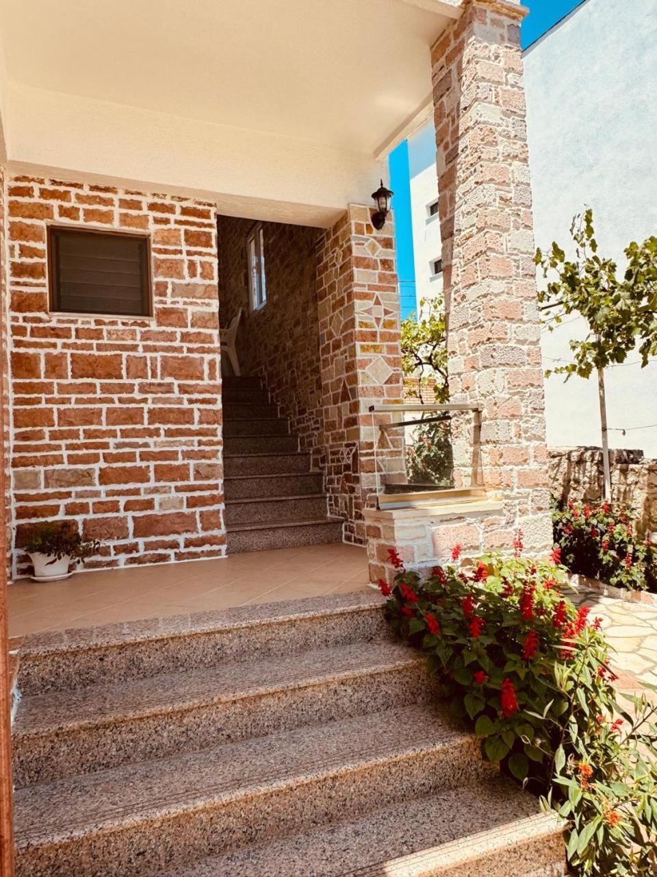 Orfeu Apartments Ксамил Екстериор снимка